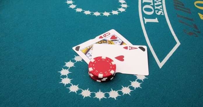 Experience the range of emotions that blackjack generates 1